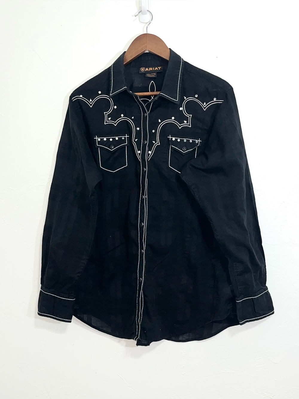 Ariat Women’s Black Embroidered Pearl Snap Western Cowboy Shirt Studded XXL